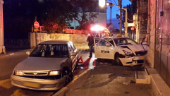  بالصور: إصابة متوسطة بحادث طرق مروّع في يافا بين مركبتين فجر اليوم